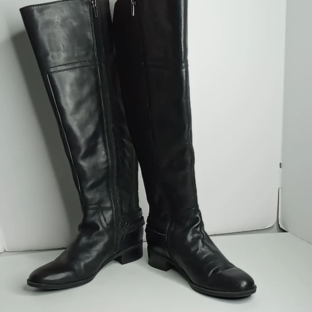 Audrey Brooke Black Knee-High Leather Boots - sz 8.5M